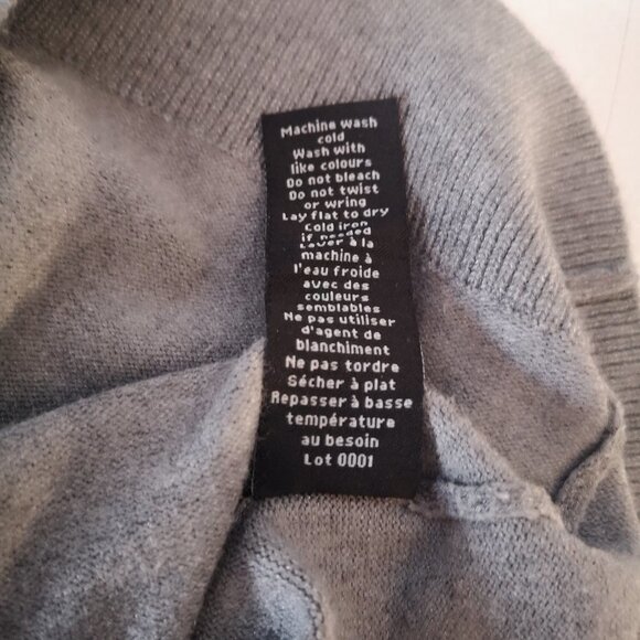 Chic by Jacob Ladies Size Small Grey Sleeveless Lightweight Sweater - Picture 6 of 8